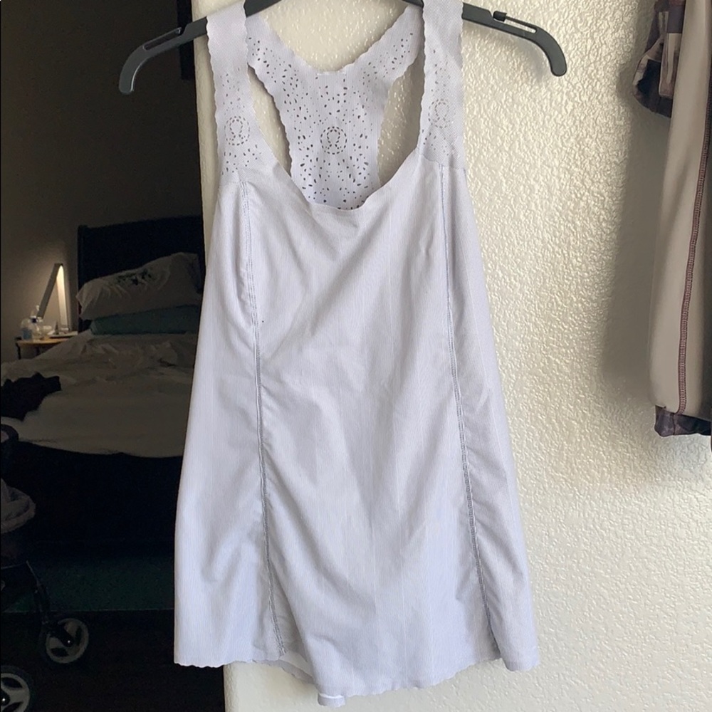 Lululemon tank top